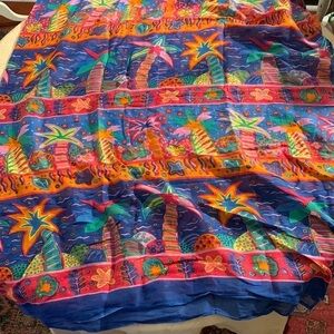 Colourful, tropical beach wrap